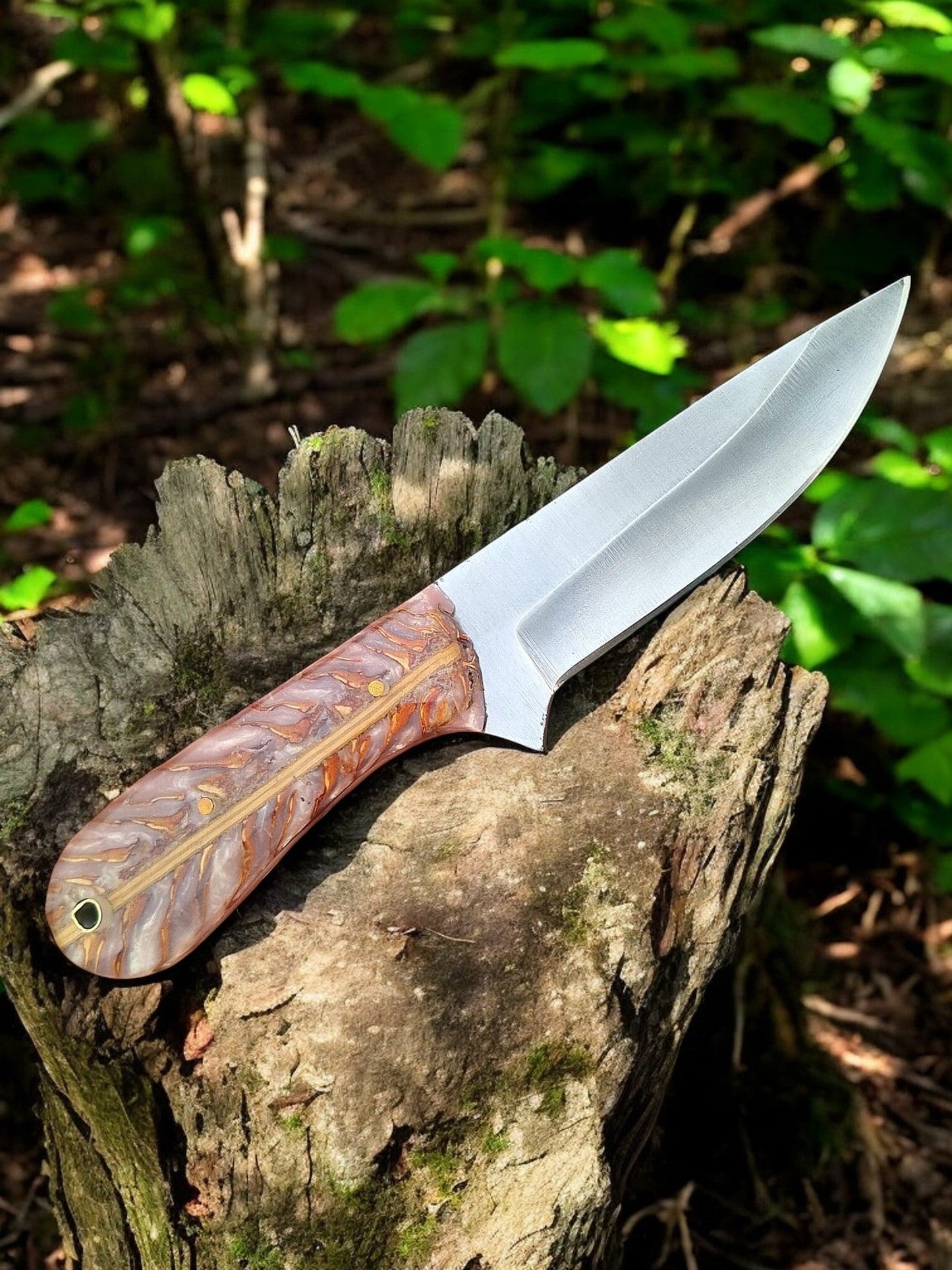 Premium Deer Processing Knife with D2 Steel Blade & Unique Pine Cone Handle - Korvel