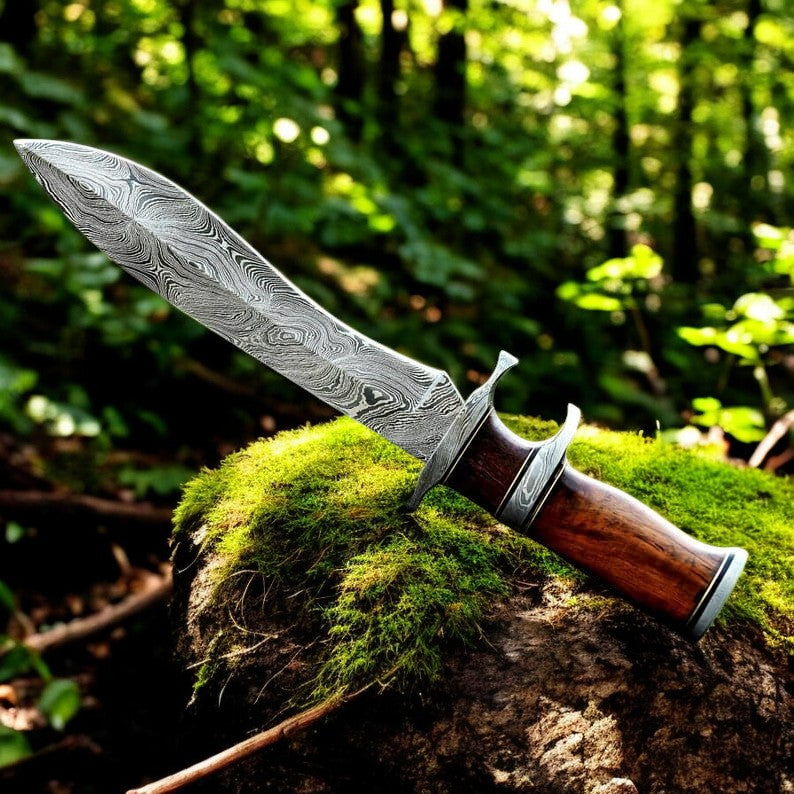 Artisan Crafted Rosewood Bowie Knife: Unique Damascus Steel Design - Korvel