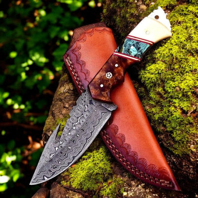 The Bloodroot Hunter's Knife – 4.5" Custom Damascus Steel & Bone Grip - Korvel