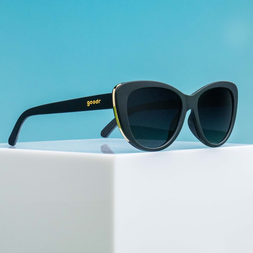 "Chic Noir Glam G Polarized Sunglasses" - Korvel