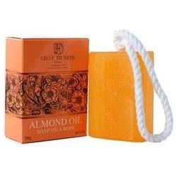 Jabón de Almendra Geo. F. Trumper en Cuerda 150g