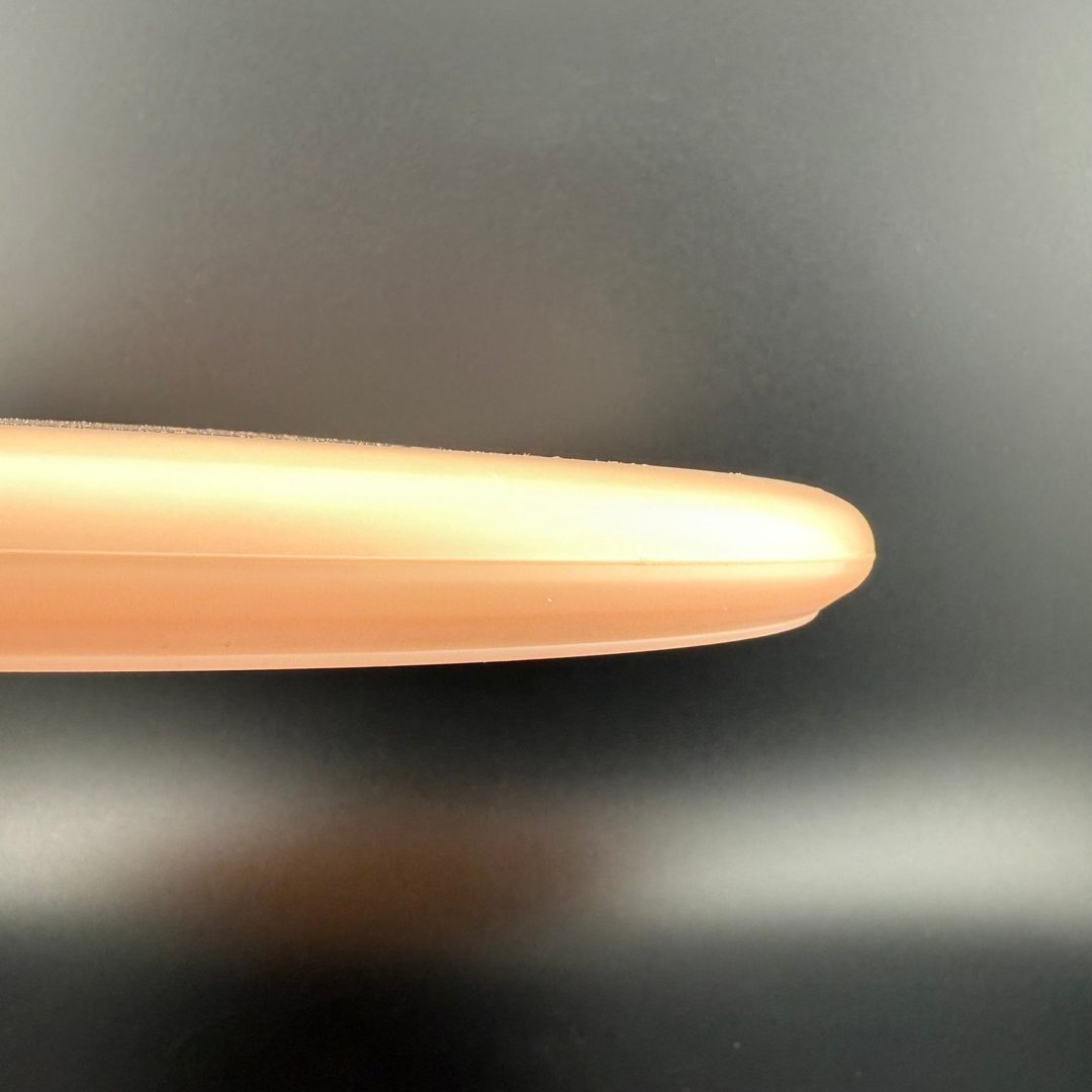 Putter de Disc Golf Primo Color Glow Cash