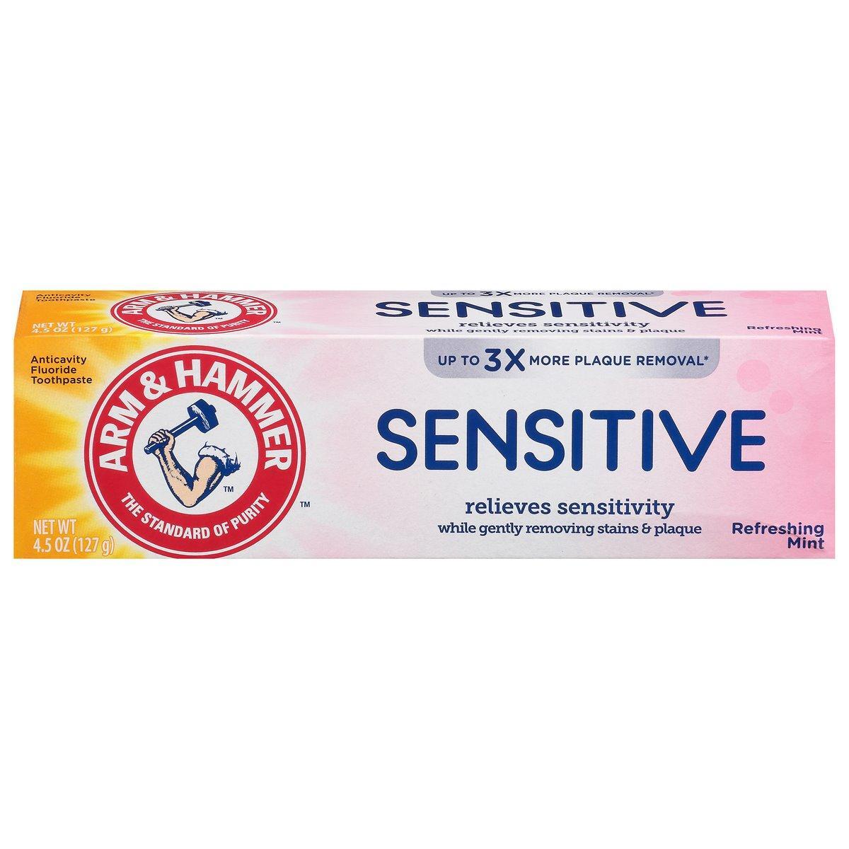 Pasta de dientes Arm & Hammer para dientes y encías sensibles, tubo de 4.5 oz