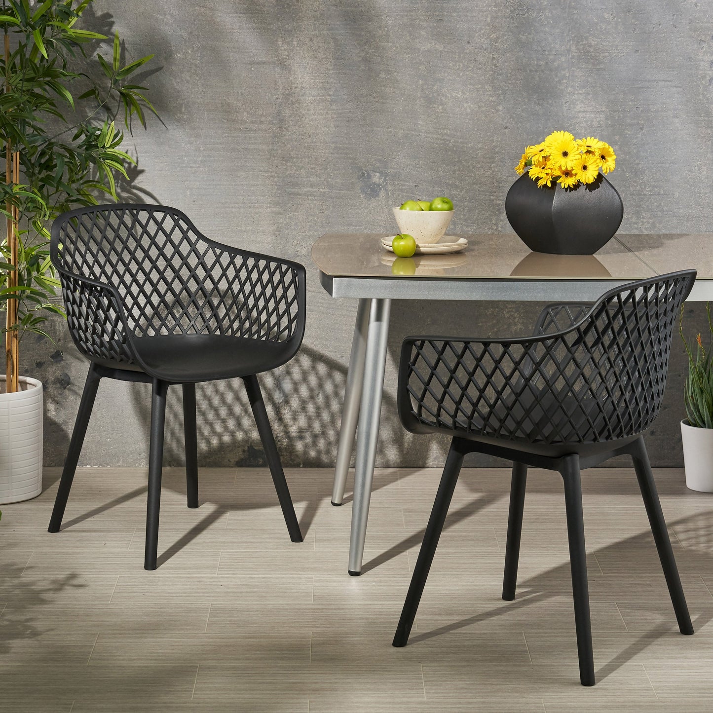 Poppy Chair - Elegant Outdoor Seating