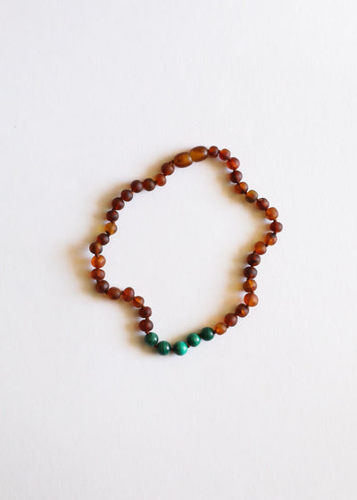Conjunto de Collar de Ámbar Báltico Cognac Crudo y Malaquita