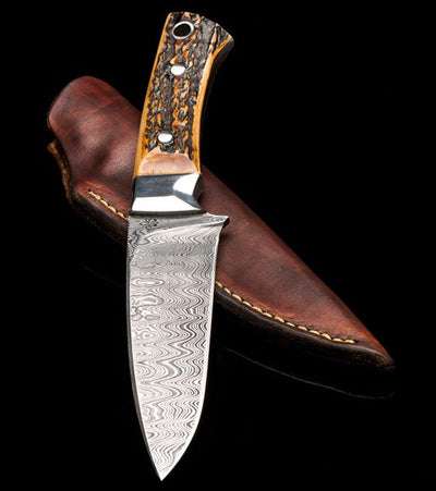 Wilderness Masterpiece: Antler & Damascus Steel Hunting Knife - 8.5 Inches - Korvel