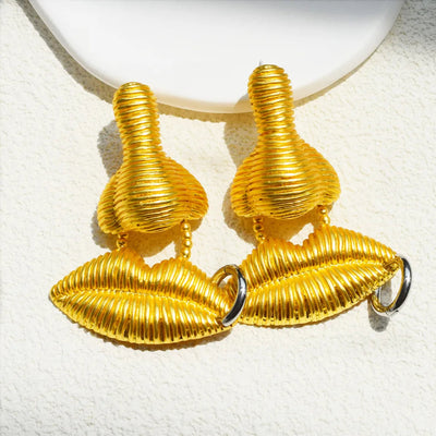 Baroque Style Lips Design Dangle Earrings for Women