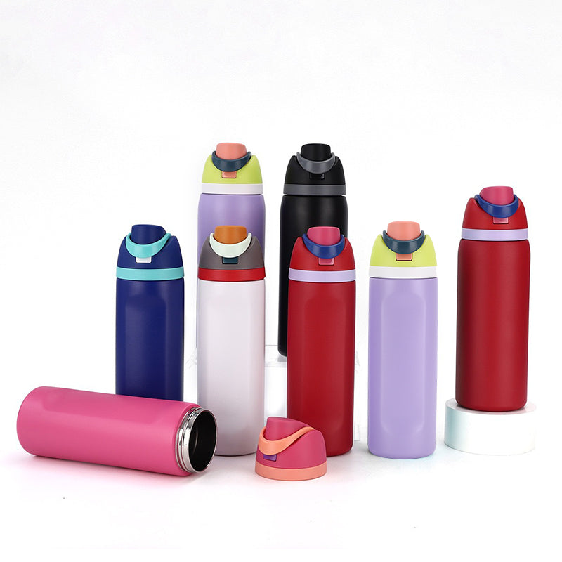 Insulated Stainless Steel Water Bottle (24OZ/32OZ), with straw, BPA-Free, great for sports and travel. - Korvel