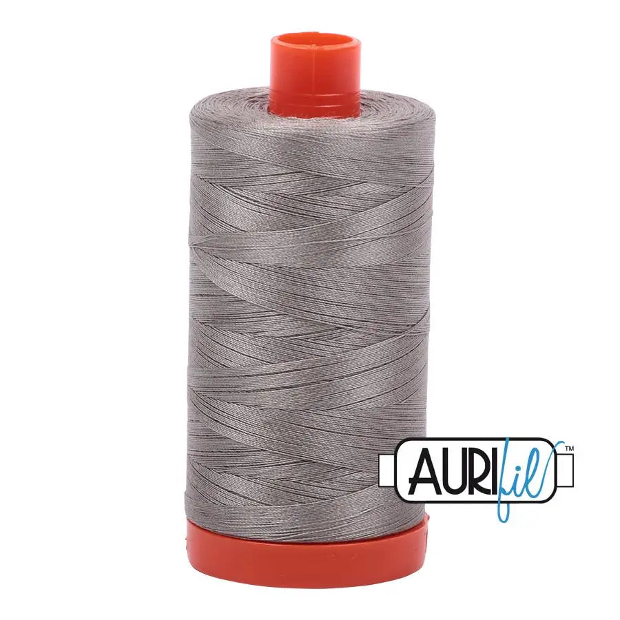 6732 Earl Gray Aurifil Algodón 50wt Carrete Grande