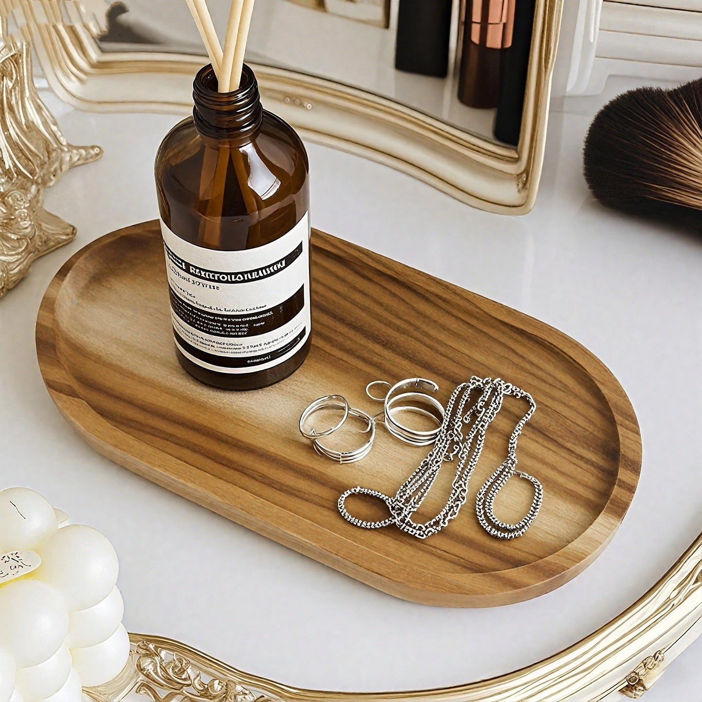Plateau de Service en Acacia Élégant pour Décoration Intérieure