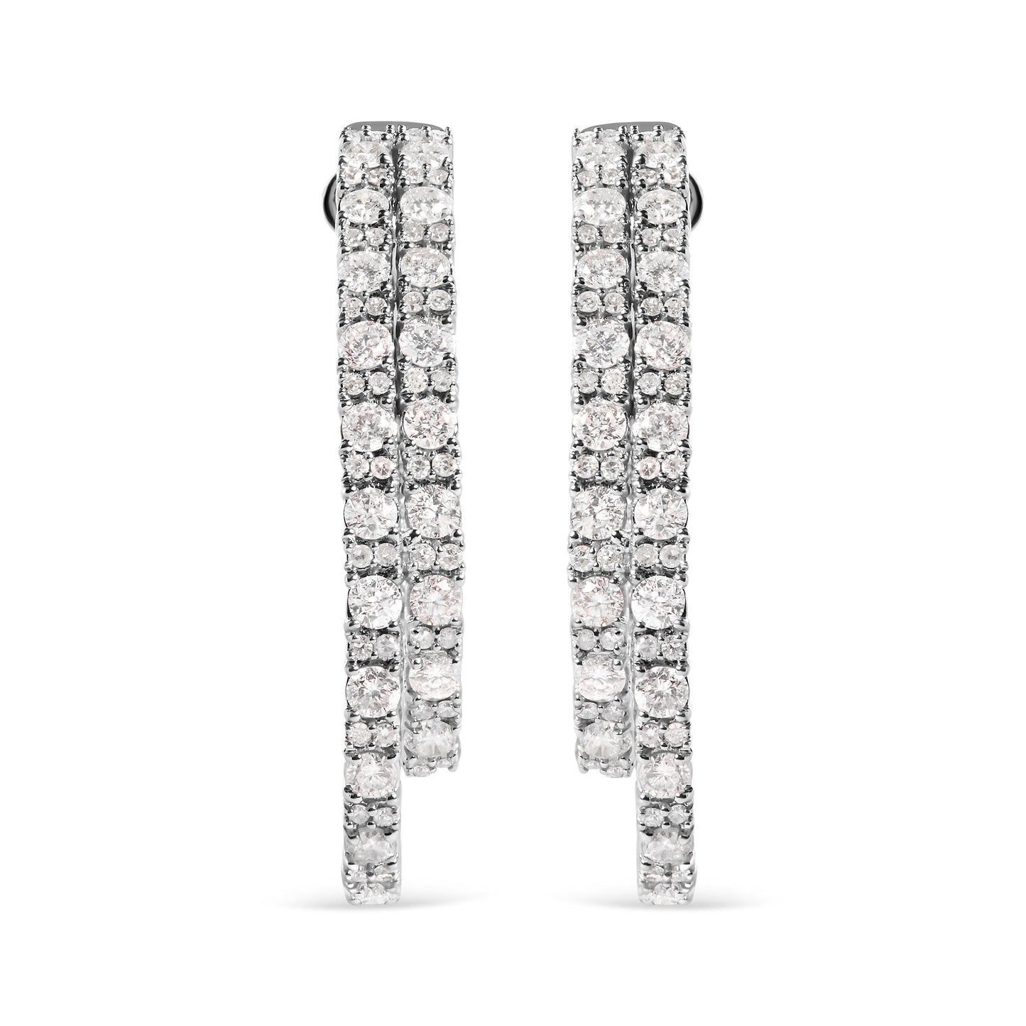 Pendientes de doble aro asimétricos de diamantes en oro blanco de 14K