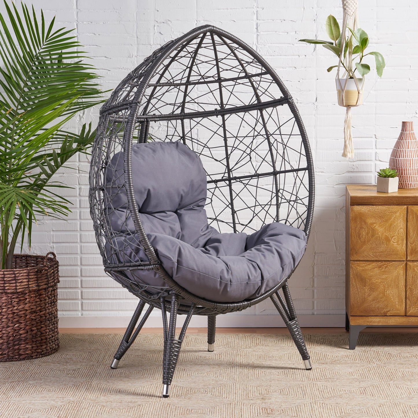 GIANNI TEARDROP CHAIR - Korvel