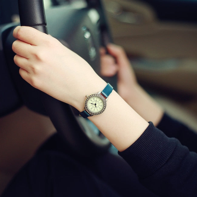 Vintage Leather Bracelet Watch for Women