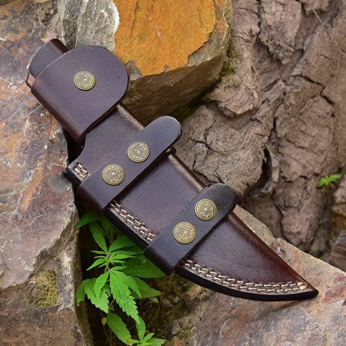 Exquisite 10-inch Damascus Steel Hunting Knife with Elegant Rosewood Handle & Leather Sheath - KBS Knives - Korvel