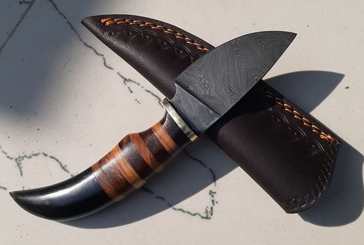 Artisan Crafted Damascus Steel EDC Knife for Outdoor Adventures - Korvel