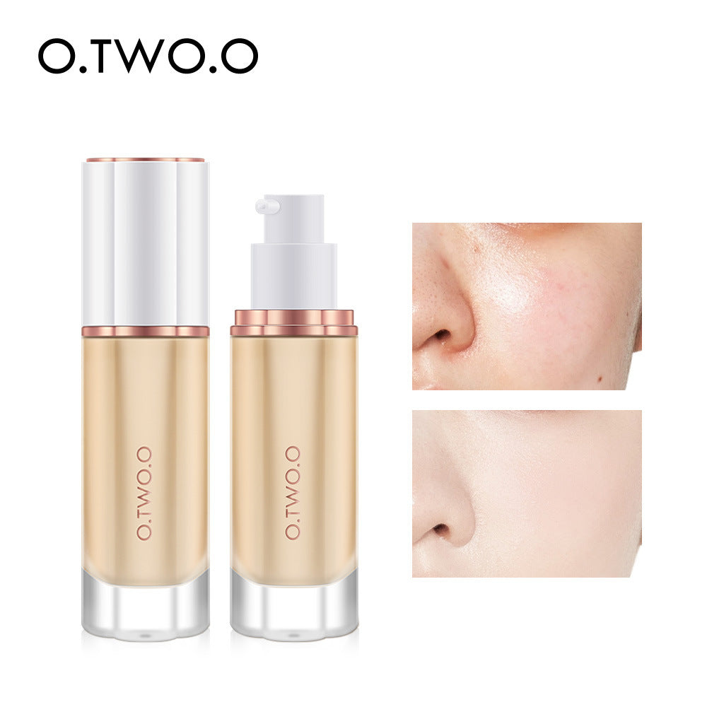 Illuminating Foundation 1005 - Hydrating & Long-Lasting