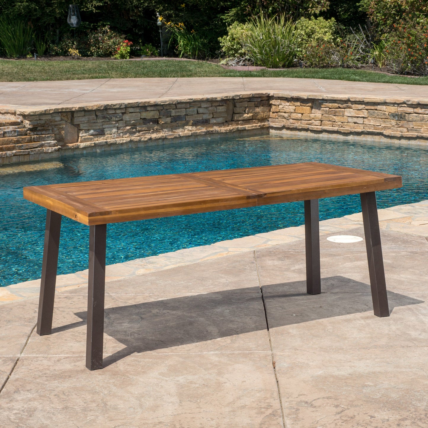 Mesa de Comedor DELLA - Diseño Elegante de Teak
