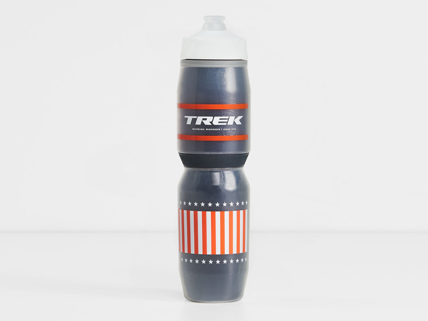 Trek Voda Ice 28oz Stars and Stripes Bottle