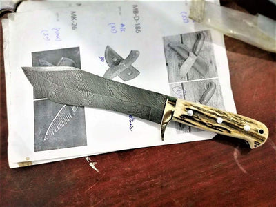 EXQUISITE HANDCRAFTED DAMASCUS STEEL PUMA HUNTER KNIFE - Korvel