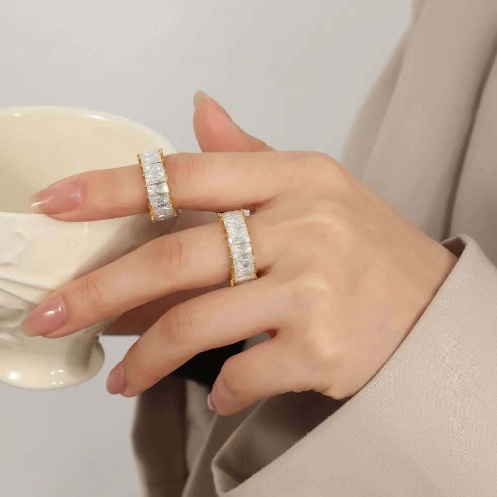 Elegant Titanium Steel Inlaid Zircon Ring