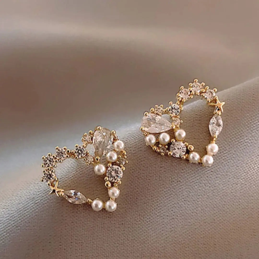 Pendientes Seth - Elegancia en Forma de Corazón