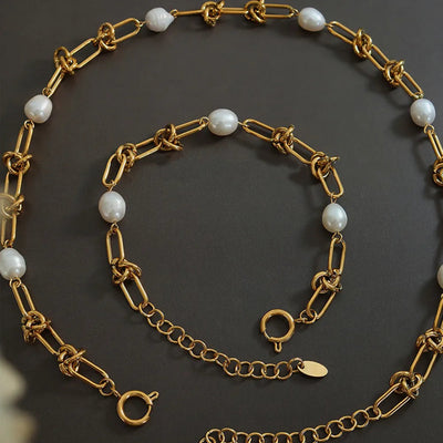 Elegant Freshwater Pearl Titanium Steel Necklace