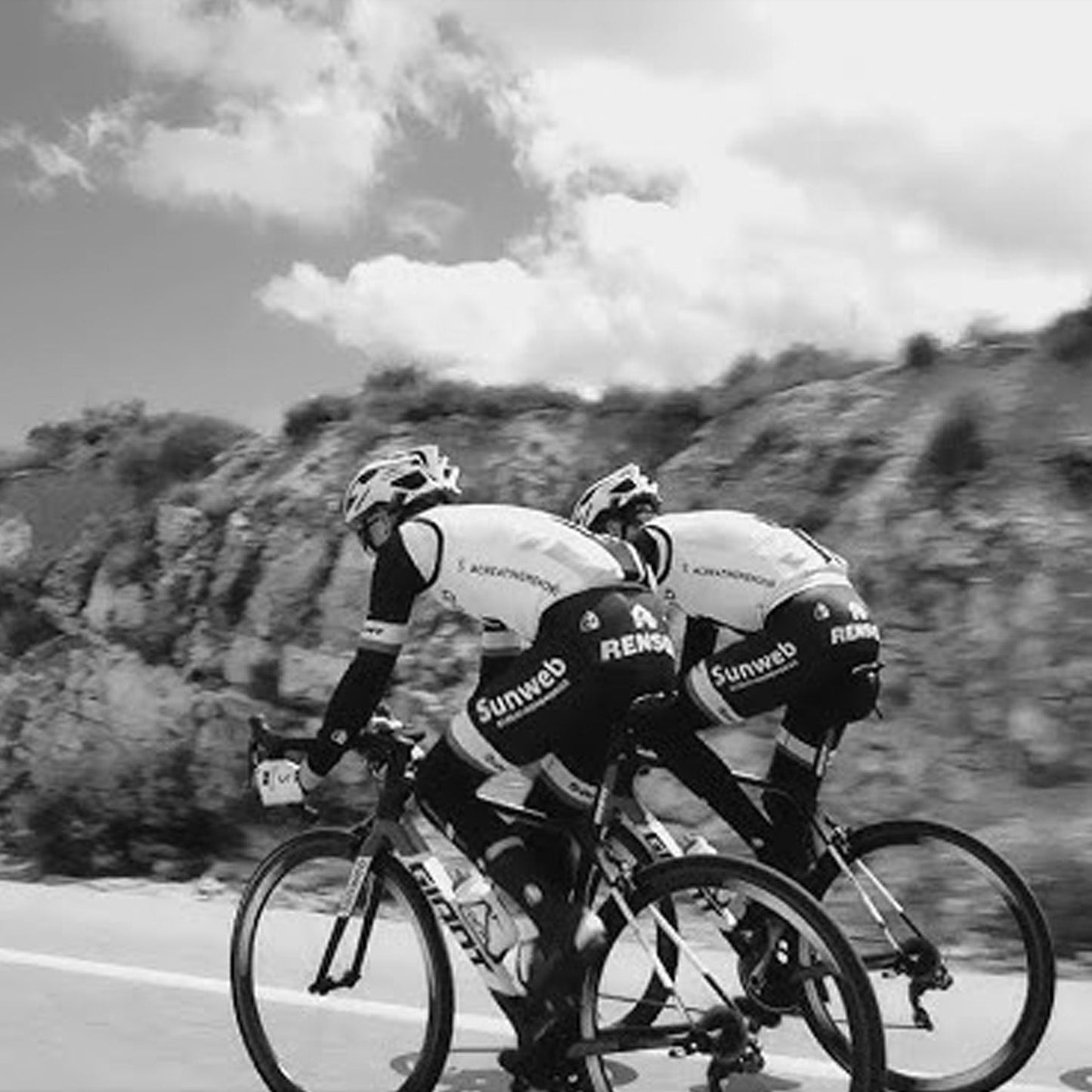 Gorra de Ciclismo Pro Team ZEITBIKE - Liv Sunweb 2018