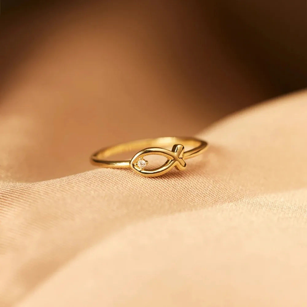 925 Sterling Silver Inlaid Zircon Fish Ring - Korvel