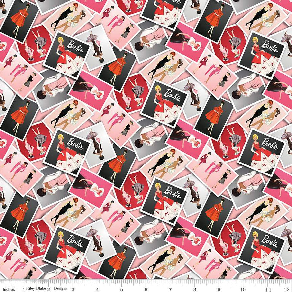 Tissu en coton rose avec photos vintage de Barbie - 43"/44" par yard