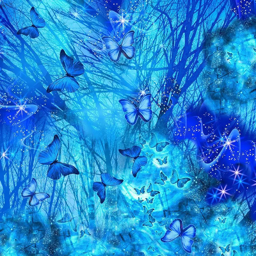 Tela de Algodón con Mariposas Brillantes de Noche Azul por Yarda