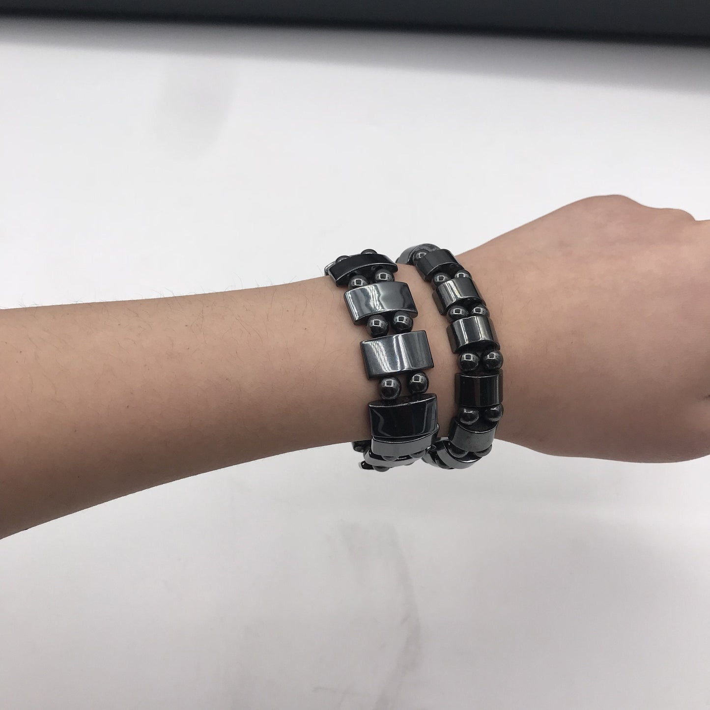 Pulsera de Piedra Negra Magnética para el Bienestar