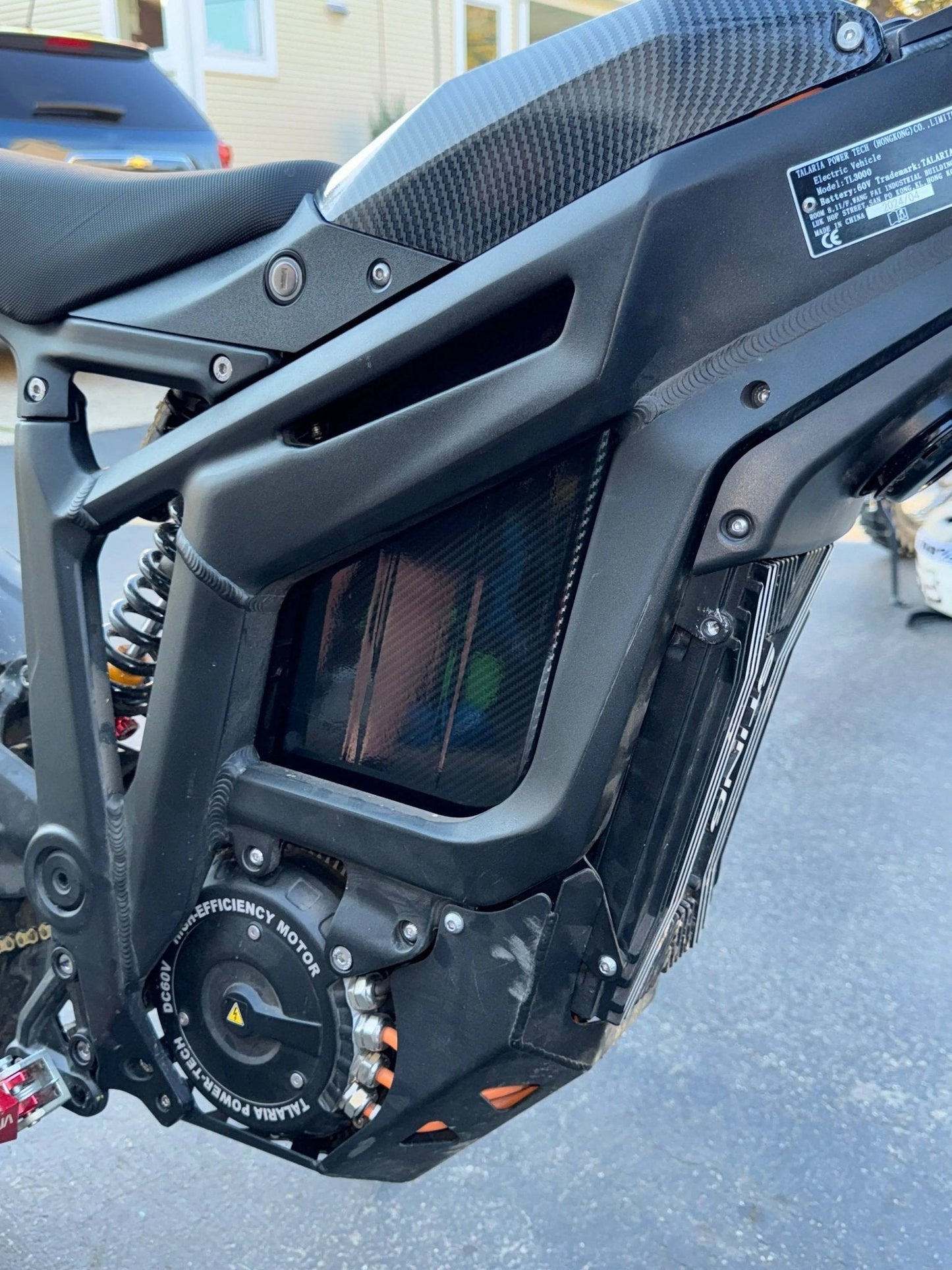 Enveloppe de batterie en fibre de carbone premium pour vélos électriques