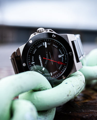 Commander Elite Tier 3 Edition Watch - Silver/Black Ceramic