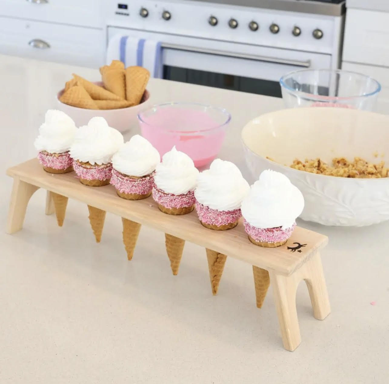 Chic Cone & Canape Serving Stand