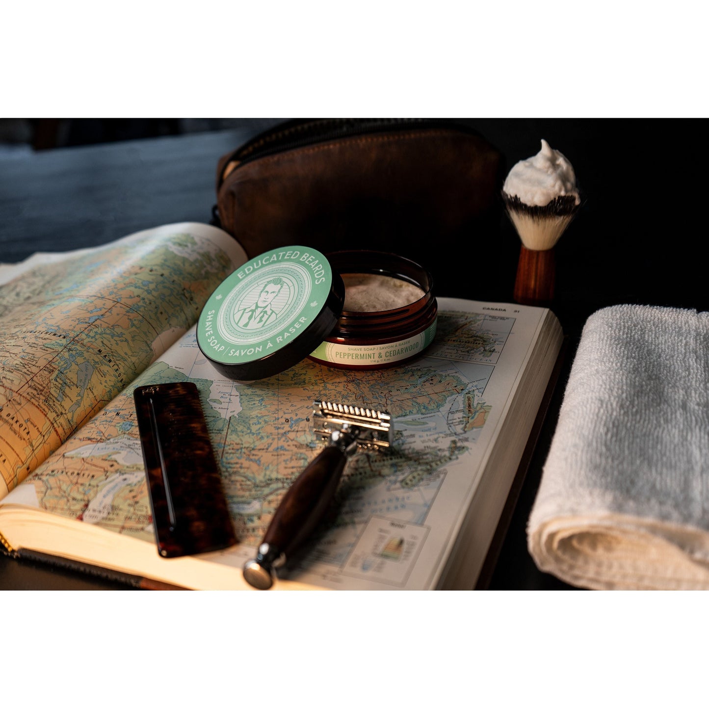 Jabón de Afeitar Peppermint & Cedarwood de Educated Beards 4 oz