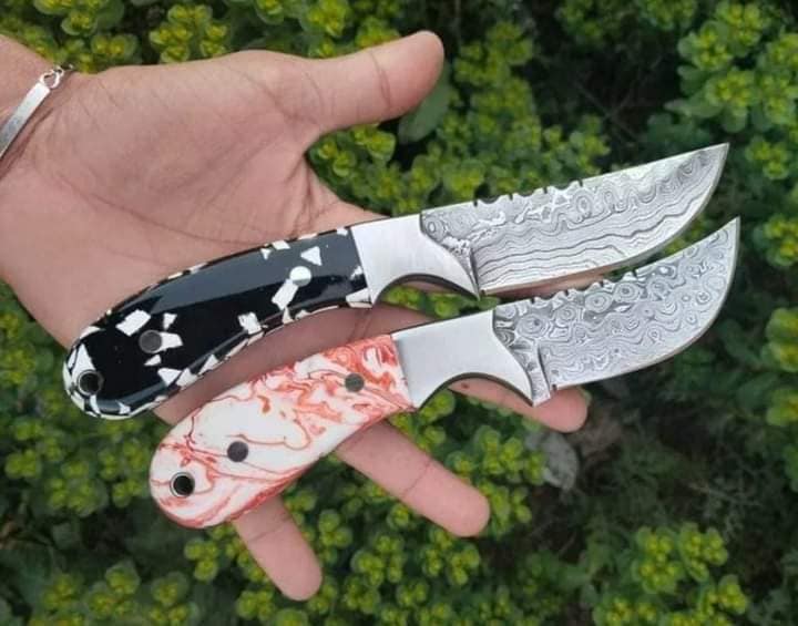 Handcrafted Cowboy Bull Cutter Knife with Premium Damascus Blade & Leather Sheath - Korvel