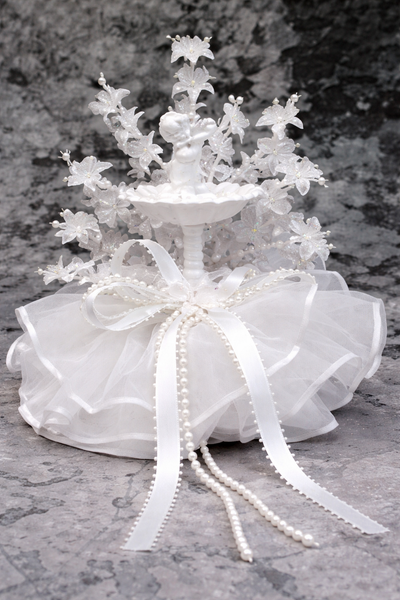 Cake Topper Fontaine de Cupidon - 7,5" d'Élégance