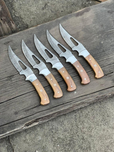 Premium Custom Damascus Steel Gutting Knife with Rosewood Grip - Korvel