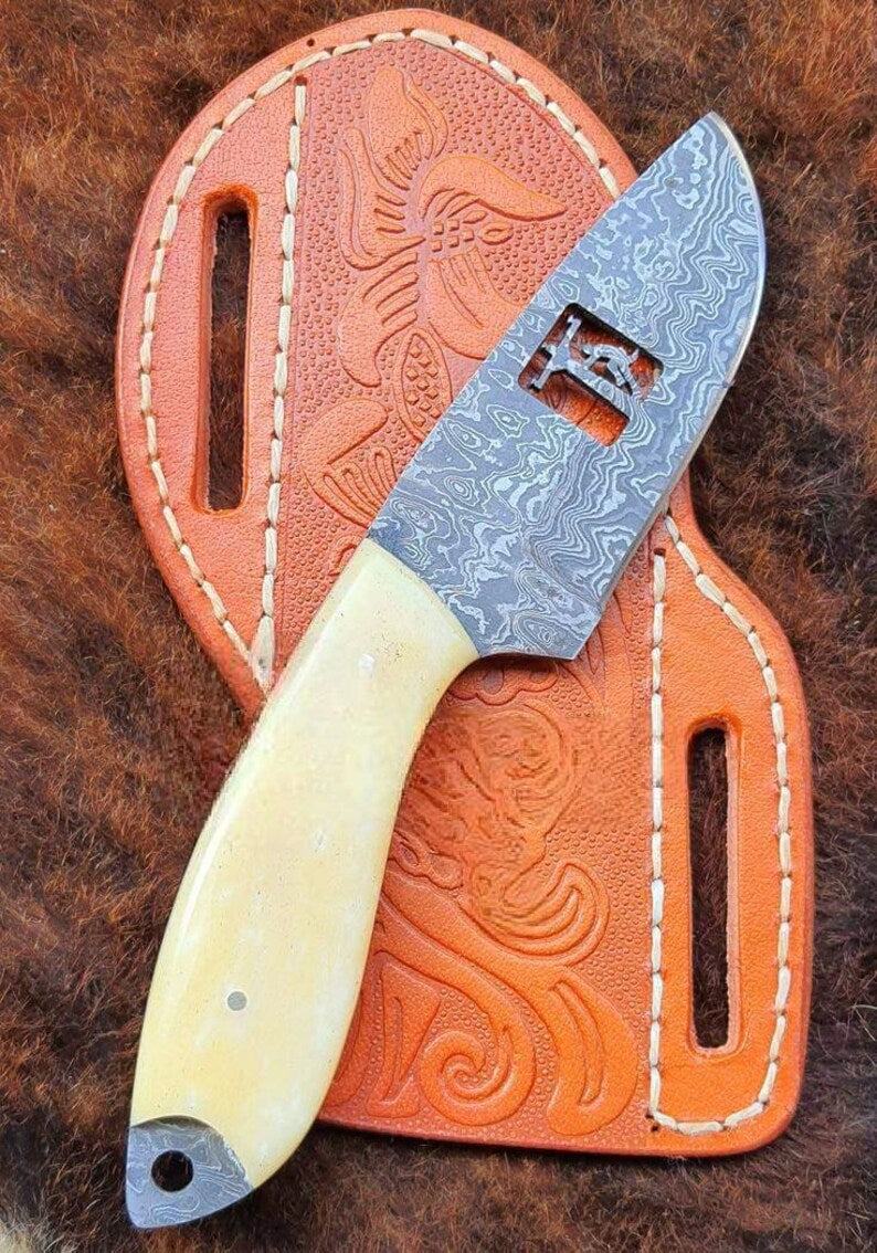 Artisan Crafted Cowboy Knife – Damascus Steel & Exotic Camel Bone Handle - Korvel