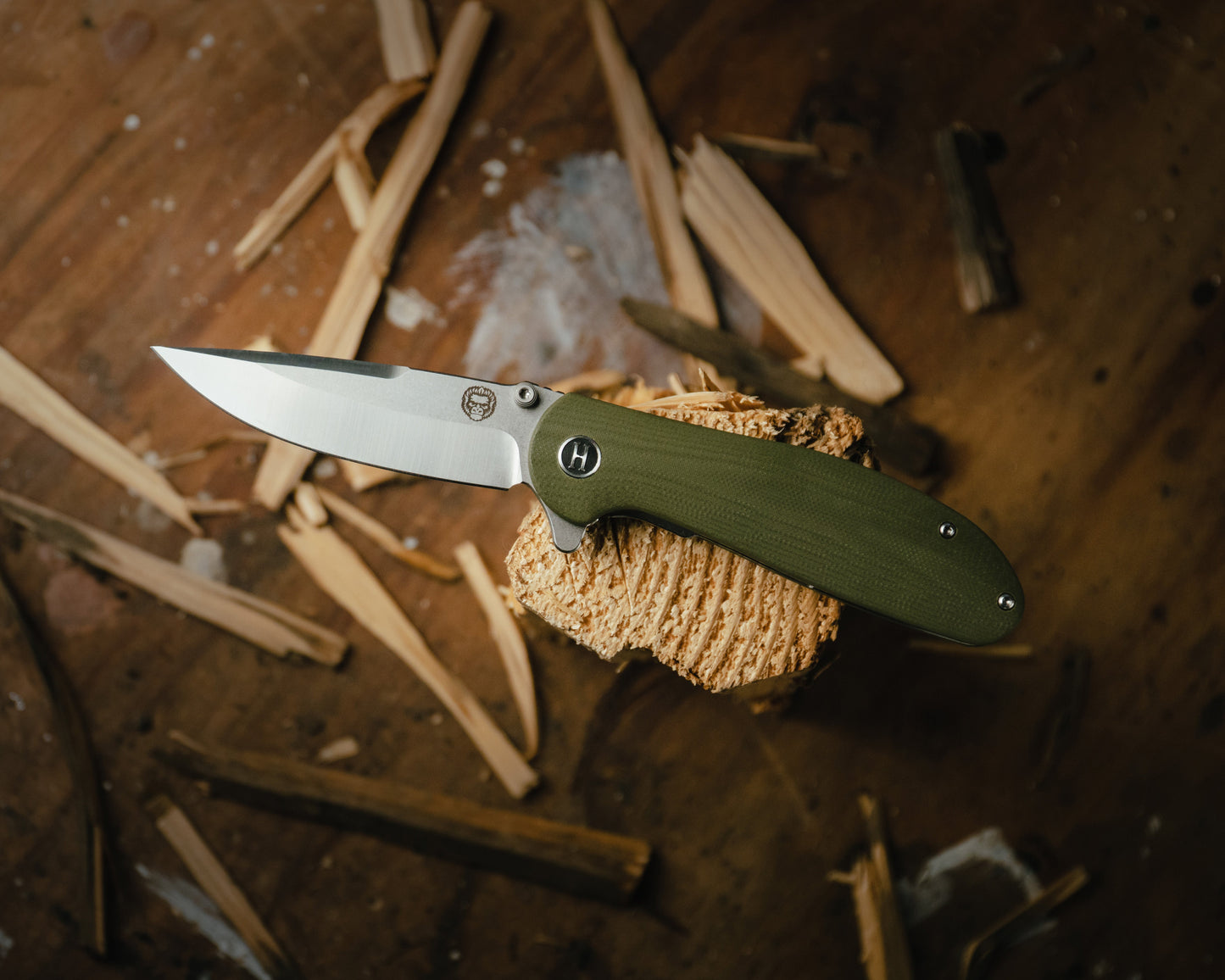 The Straight Back Folding Pocket Knife Giftset for Men and Women (Silver and Green) - Korvel