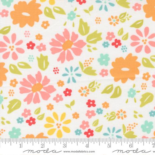 Tissu Delightfully Yours Cloud Multi Cotton Wideback par yard