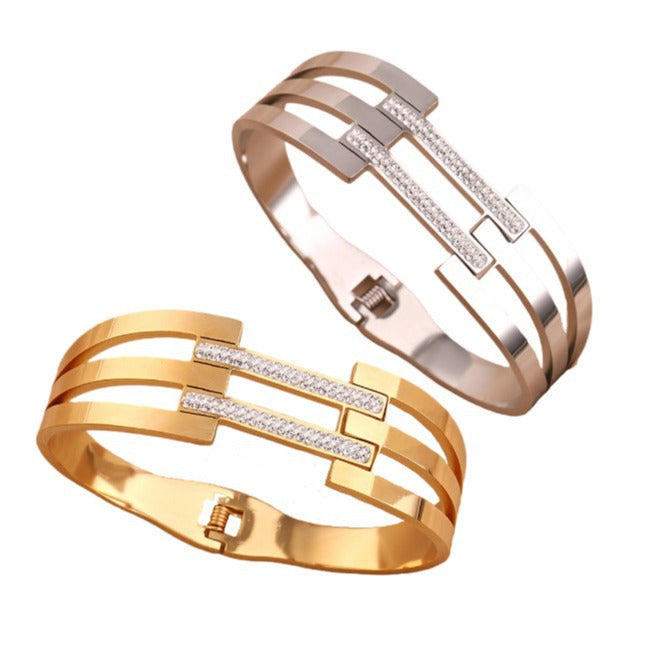 Hollow out Bracelet Stainless Steel Female Style Bracelet Geometric Circle Hollow out Handpiece - Korvel