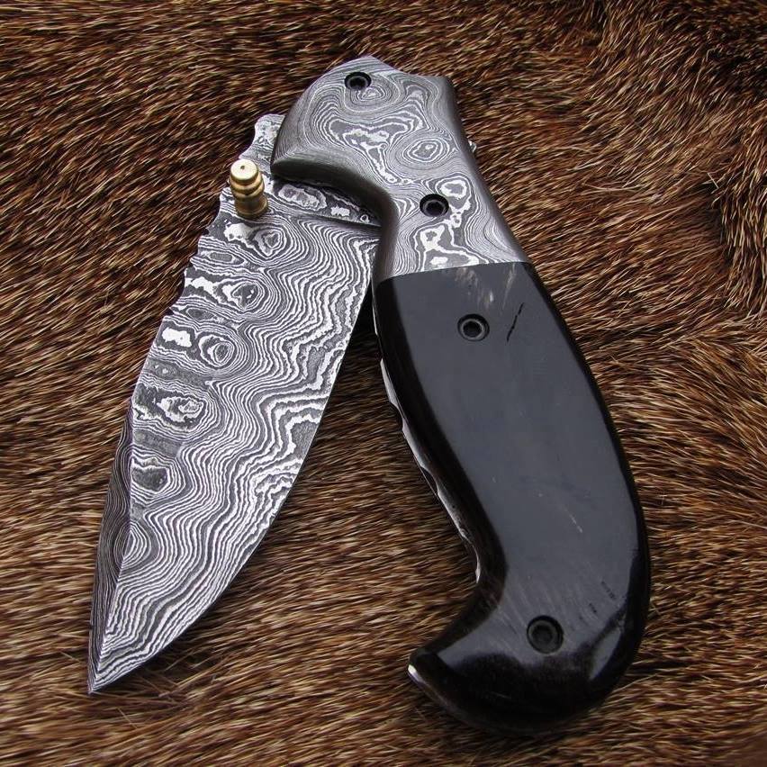 Artisan Elite Custom Damascus Steel Folding Pocket Knife with Buffalo Horn Handle – Perfect Everyday Companion - Korvel