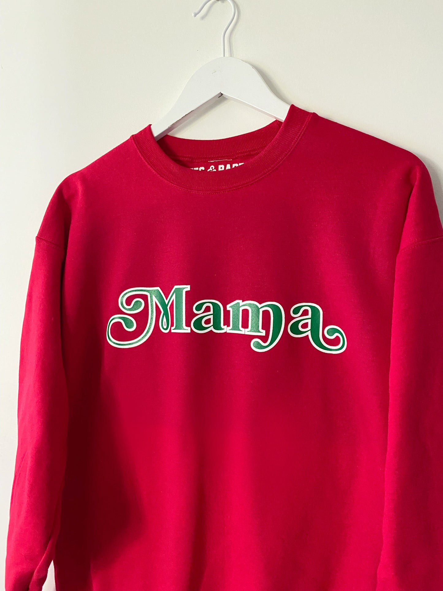 Holiday Mama Sweatshirt - Cozy & Festive Apparel