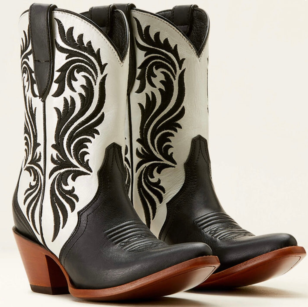 Elegant Black Antonia Women's Boots by Ariat - Korvel