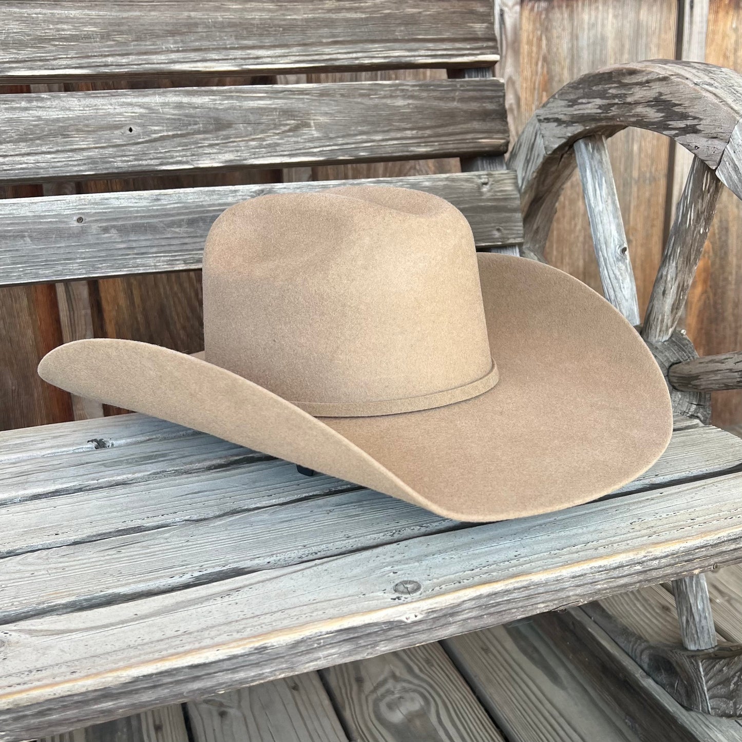 Premium Pecan Felt Cowboy Hat | 2X Mesa by Serratelli - Korvel