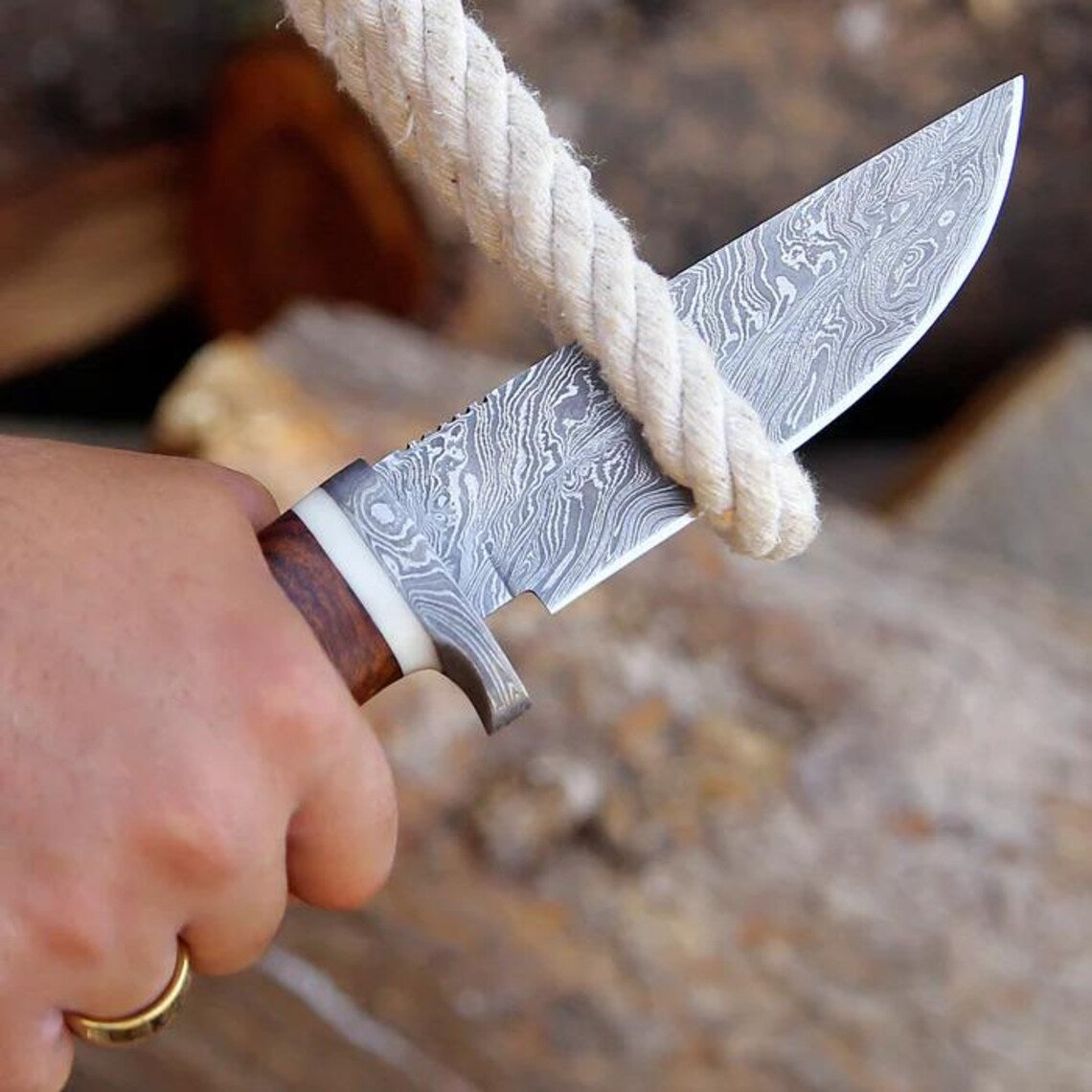 Premium 10" Damascus Steel Hunting Knife with Stag Horn Handle & Leather Sheath - Korvel