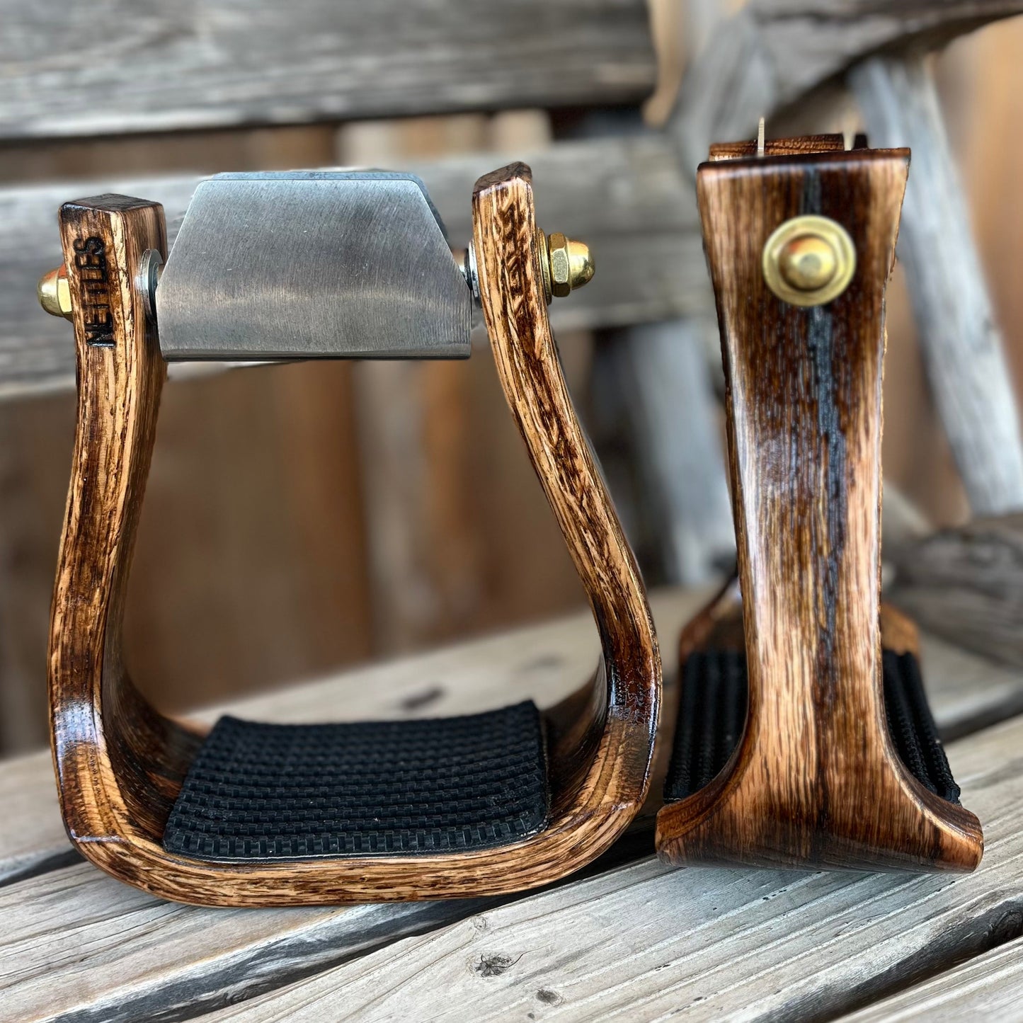 3-Inch Rustic Wrangler Barrel Leveler by Nettles - Korvel