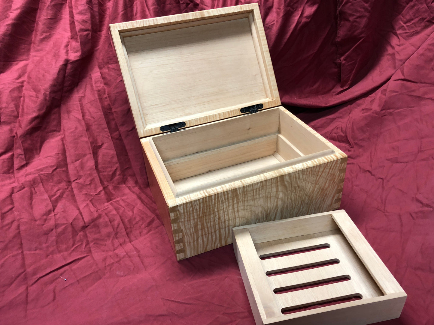 Premium Cigar Humidor Woodworking Plans