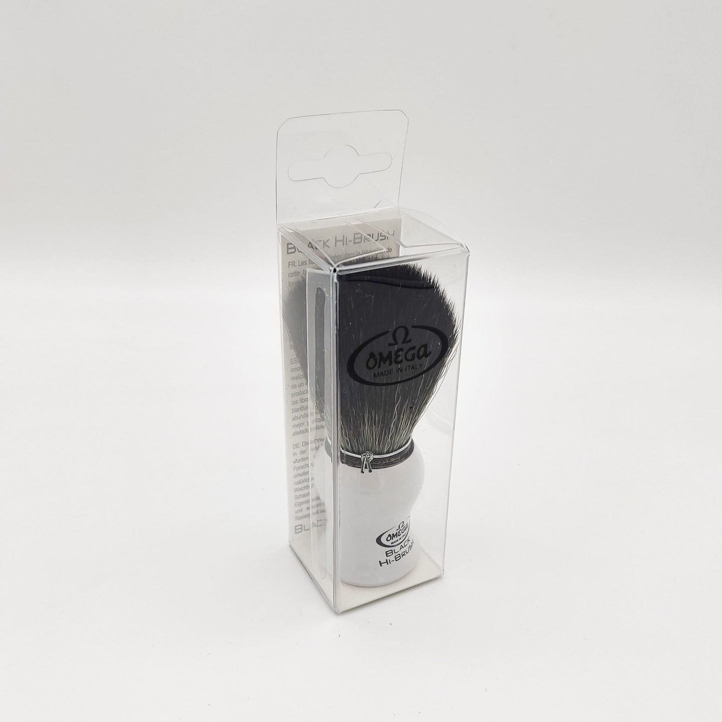 Brocha de Afeitar Sintética Omega Hi-Brush con Mango Blanco